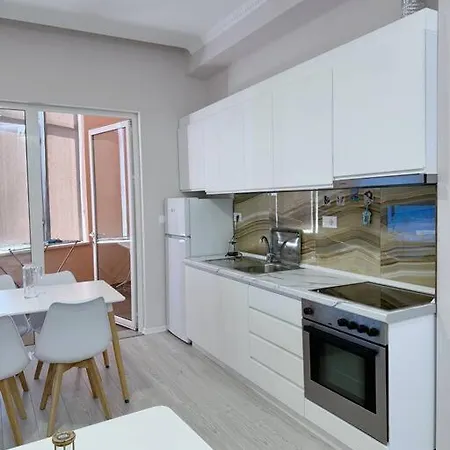 아파트 Aem 2 Bedroom Apt #1