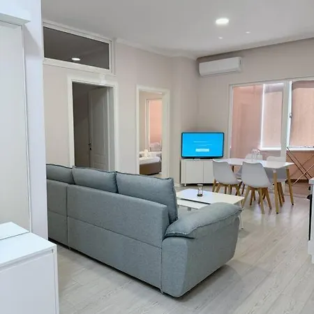 Aem 2 Bedroom Apt #1 *